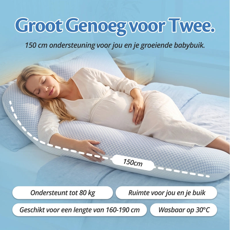 Zwangere vrouw met het 150 cm lange Ella zwangerschapskussen dat buik en rug ondersteunt.